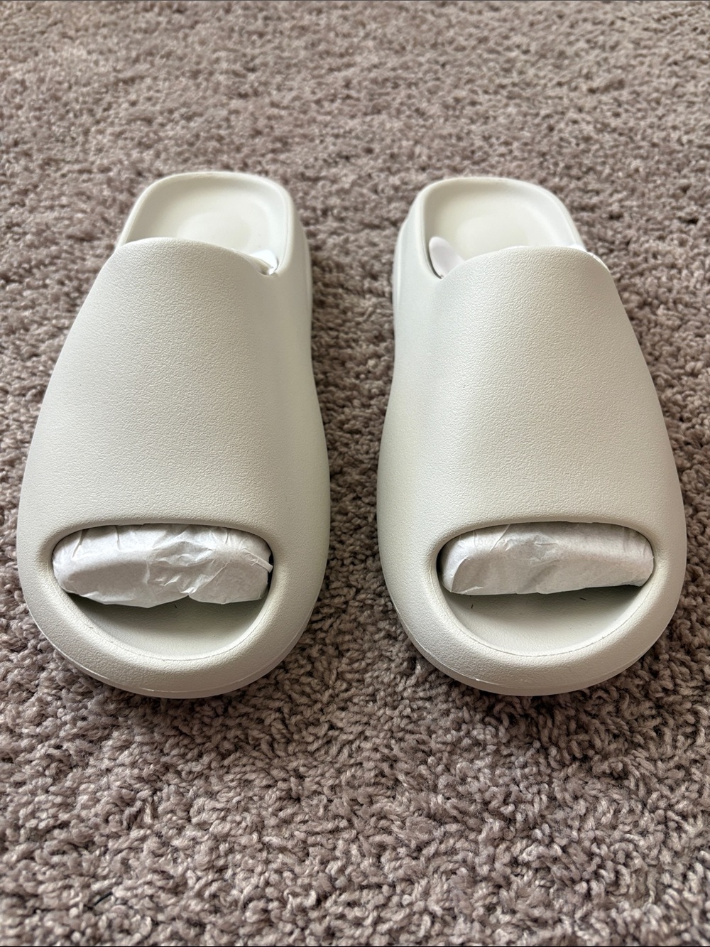 Yeezy Slides YZY Sandal Cream Beige YS-01 Men’s Size 12 New in Dust Bag